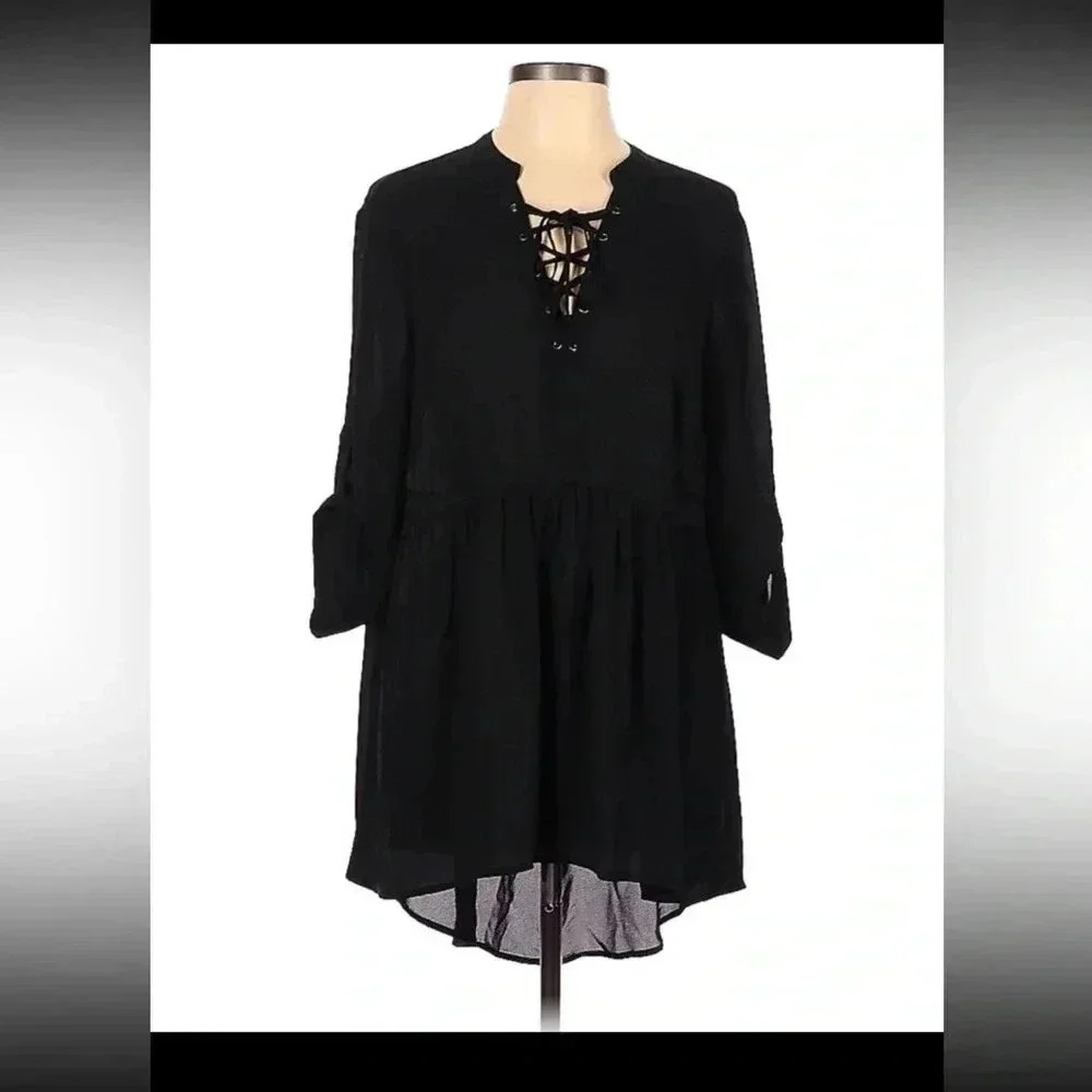 Torrid Lace Up Black Roll Sleeve V-Neck Tunic‎ Top 0
